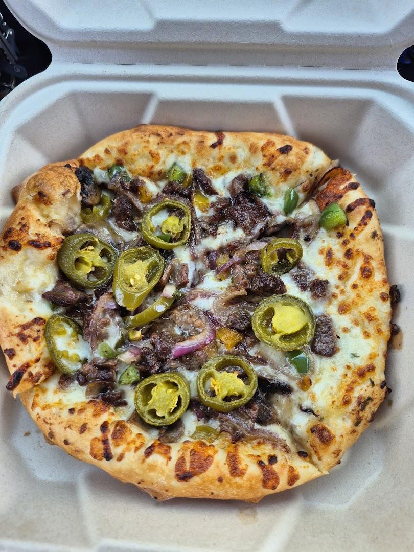 Robert's & Porto's Pizzeria